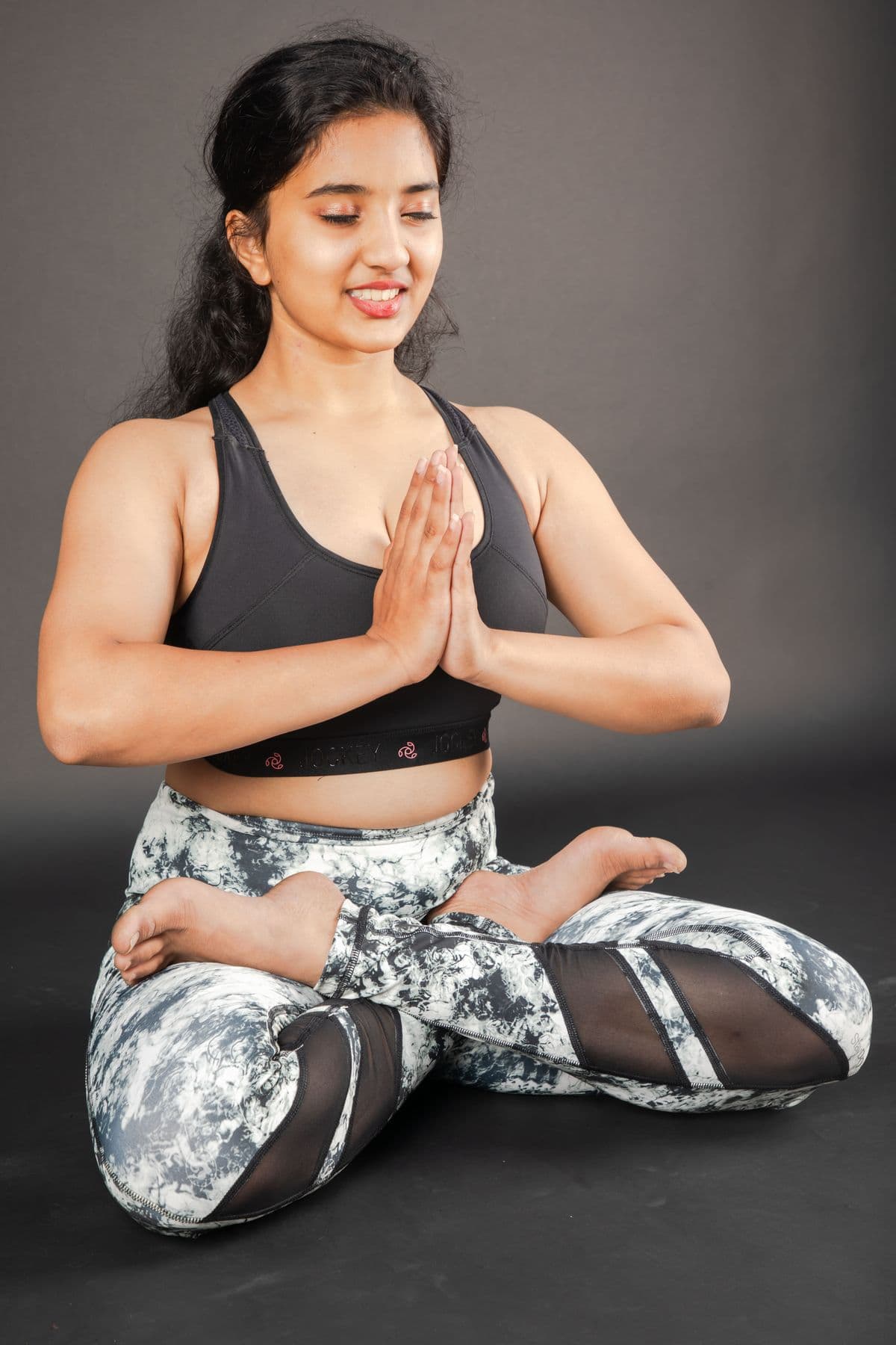 Coach Ridhi Jain on a consultation call